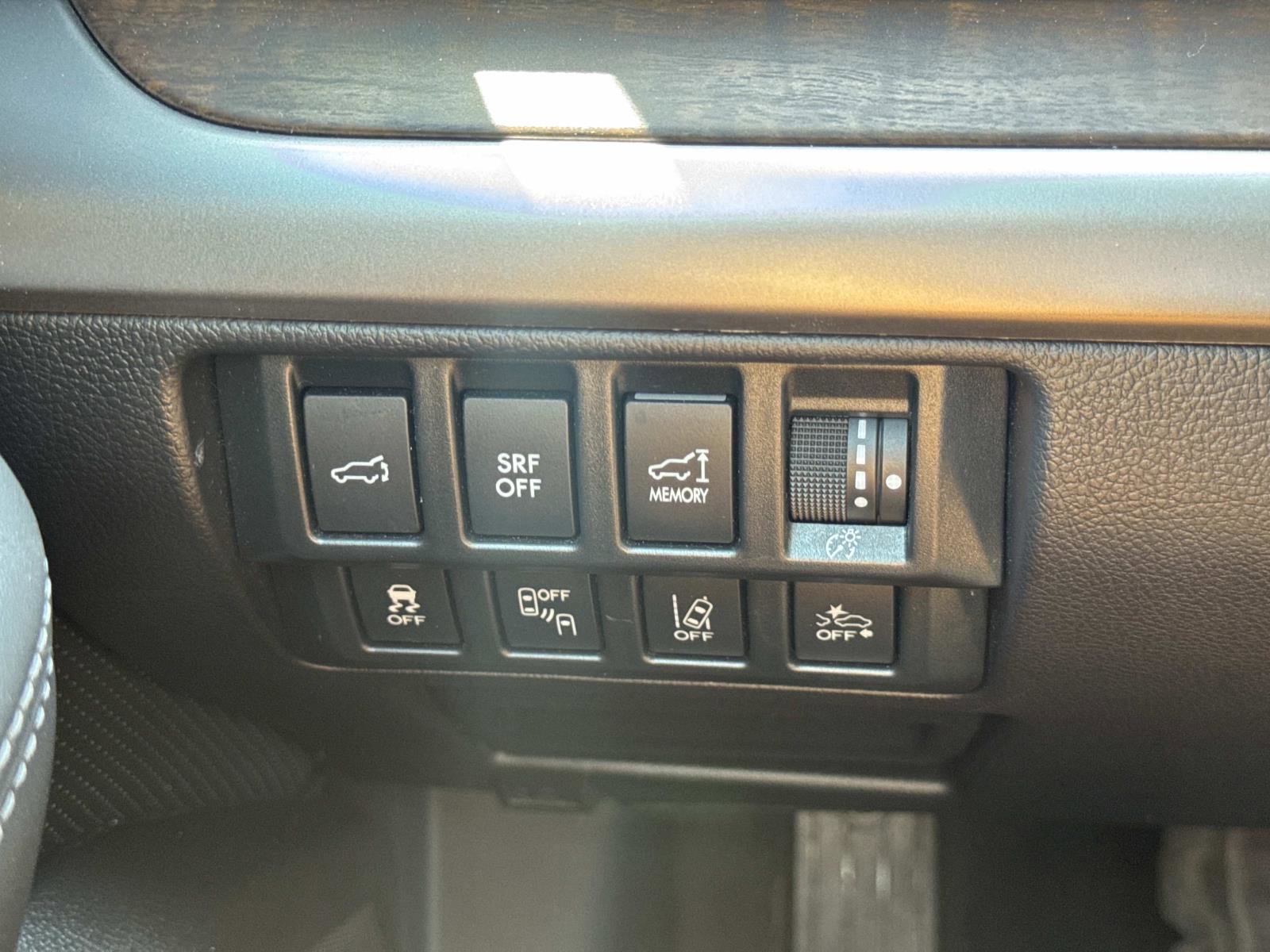 Used 2017 Subaru Outback 2.5i Limited AWD/4WD image 30