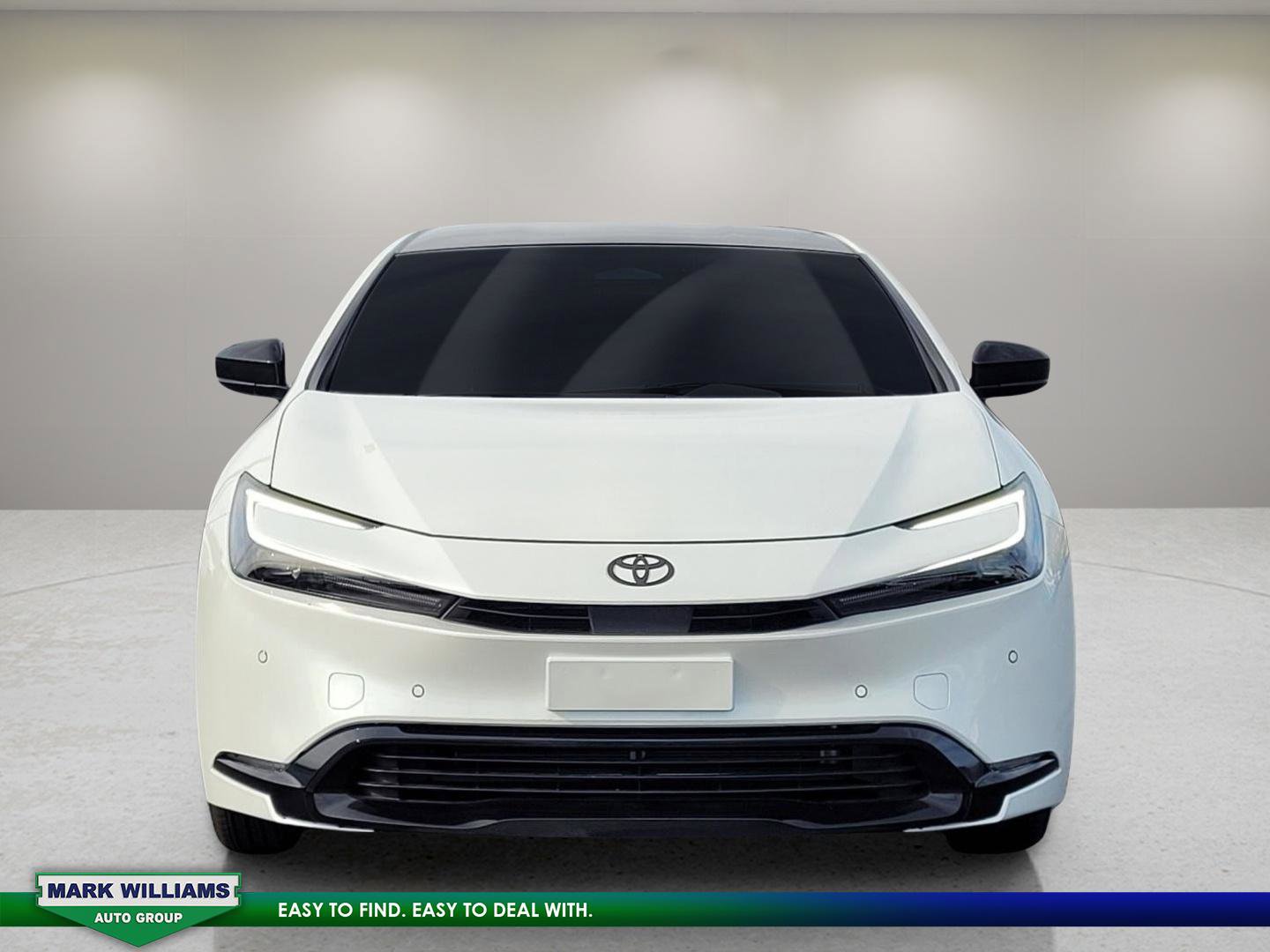 Used 2025 Toyota Prius XLE image 9