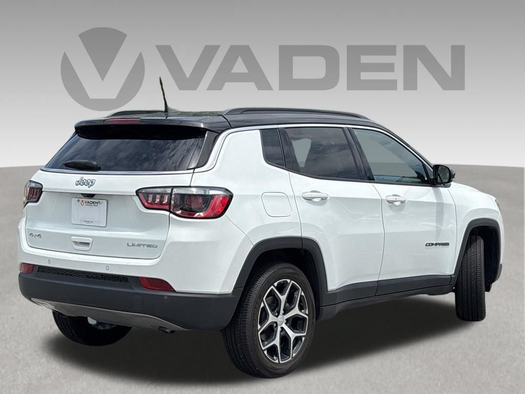 Used 2024 Jeep Compass Limited w/ Sun and Sound Group AWD/4WD image 10