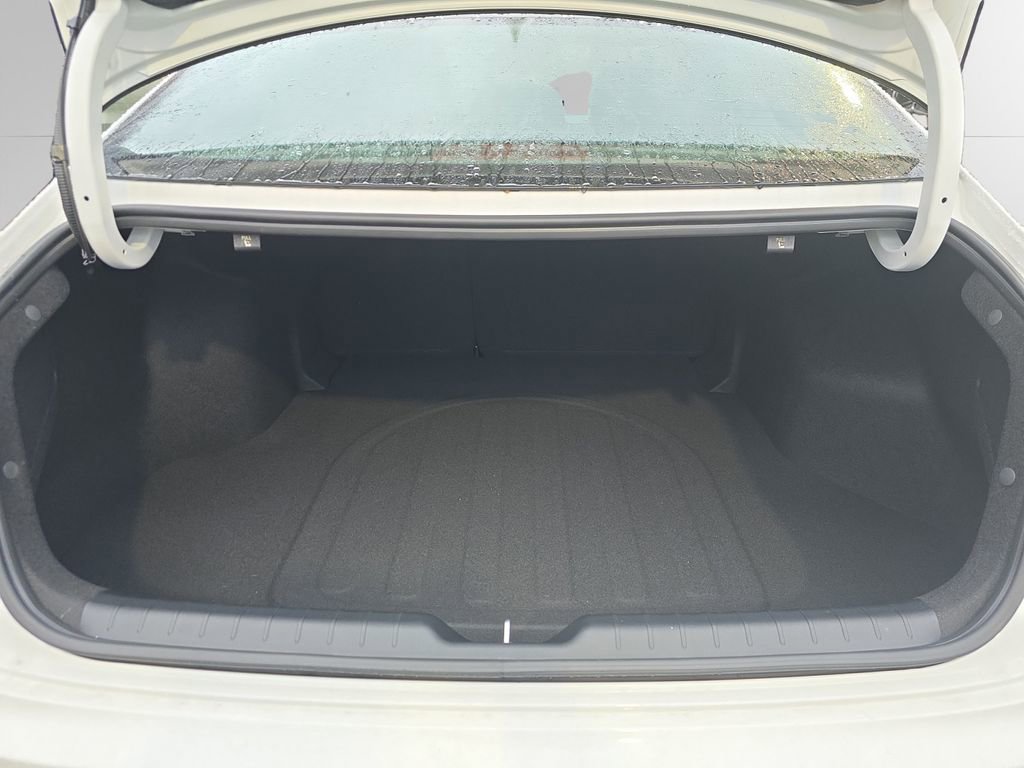 New 2025 Kia K4 GT-Line image 19