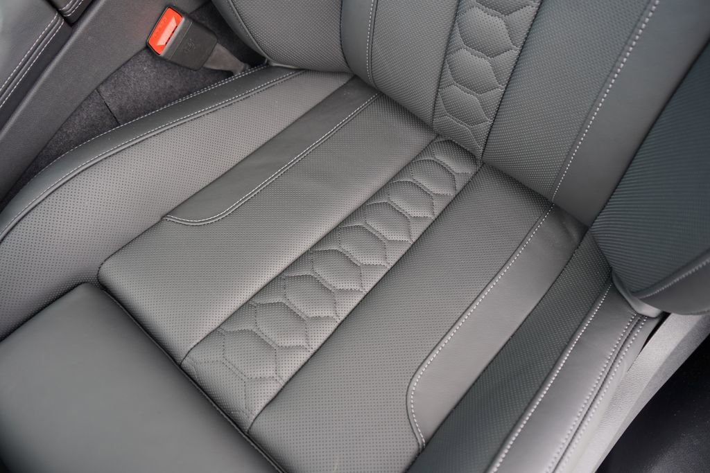 New 2026 BMW X5 M Competition w/ Executive Package image 11