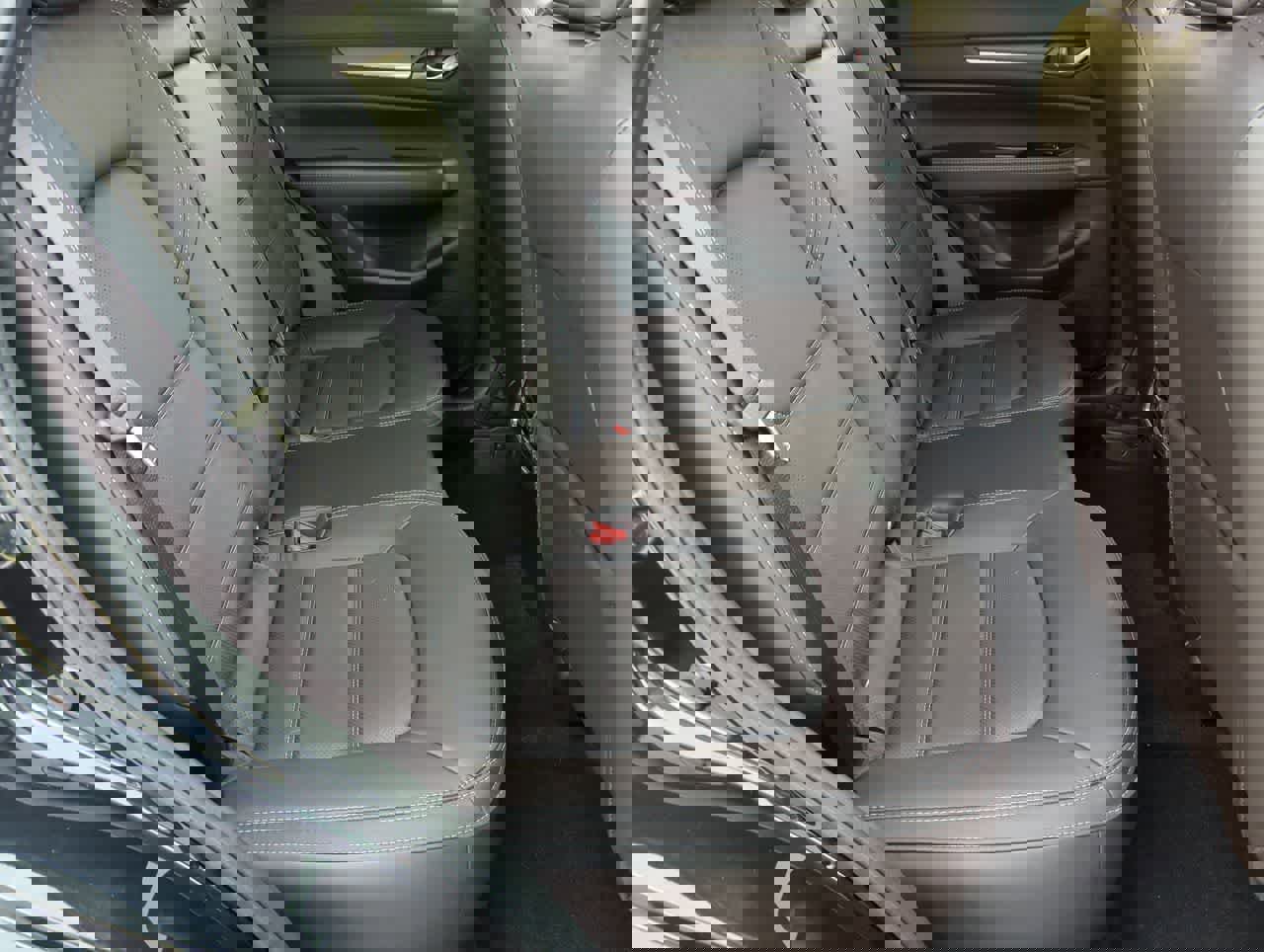 New 2025 MAZDA CX-5 Signature image 19