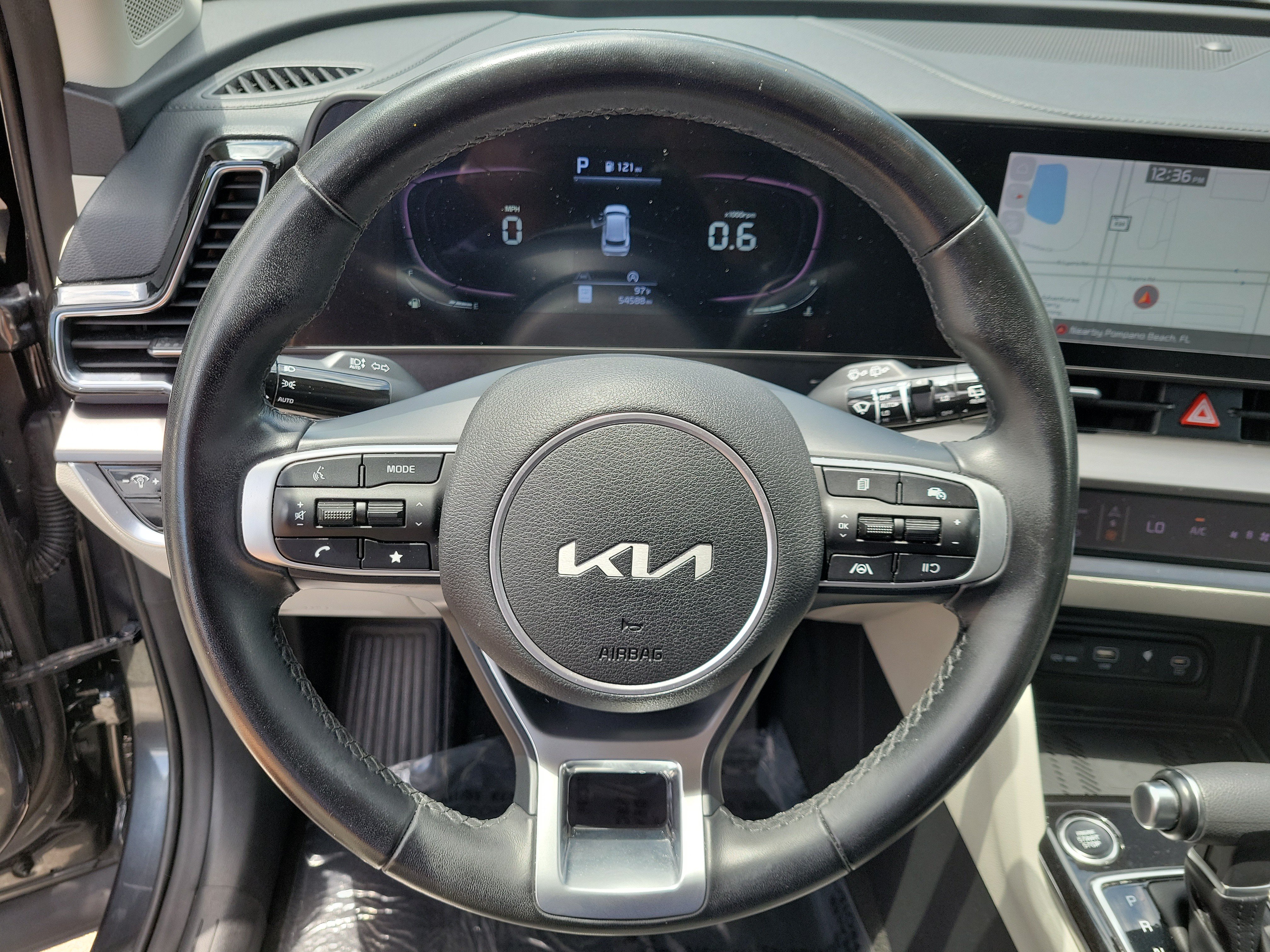 Used 2023 Kia Sportage EX FWD image 14