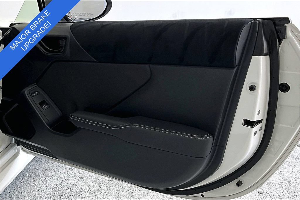 Used 2023 Toyota GR86 Premium w/ ALL Weather Mat Package (TMS) RWD image 23