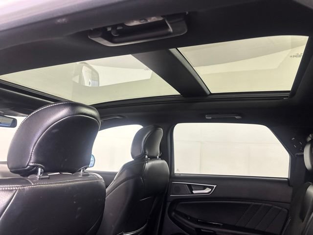 Used 2019 Ford Edge ST w/ Equipment Group 401A AWD/4WD image 26