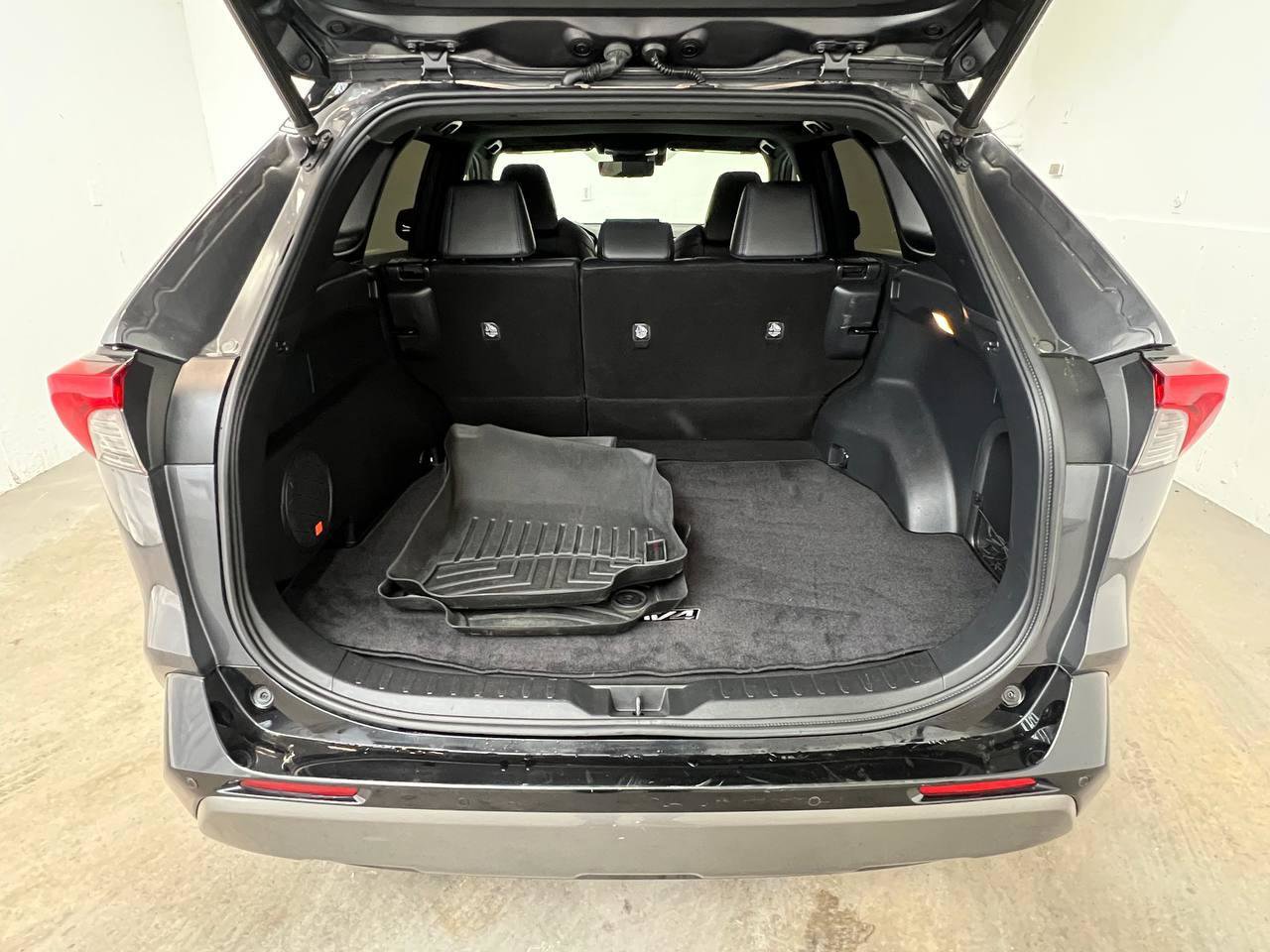 Used 2021 Toyota RAV4 XSE image 28