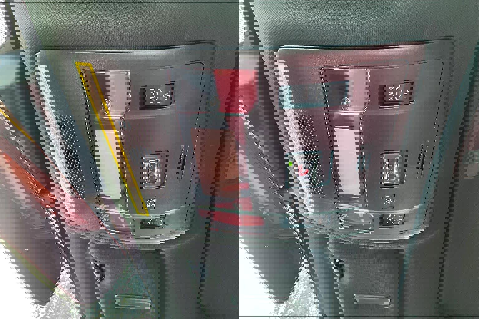 Used 2024 Lexus IS 500 w/ Accessory Package image 32