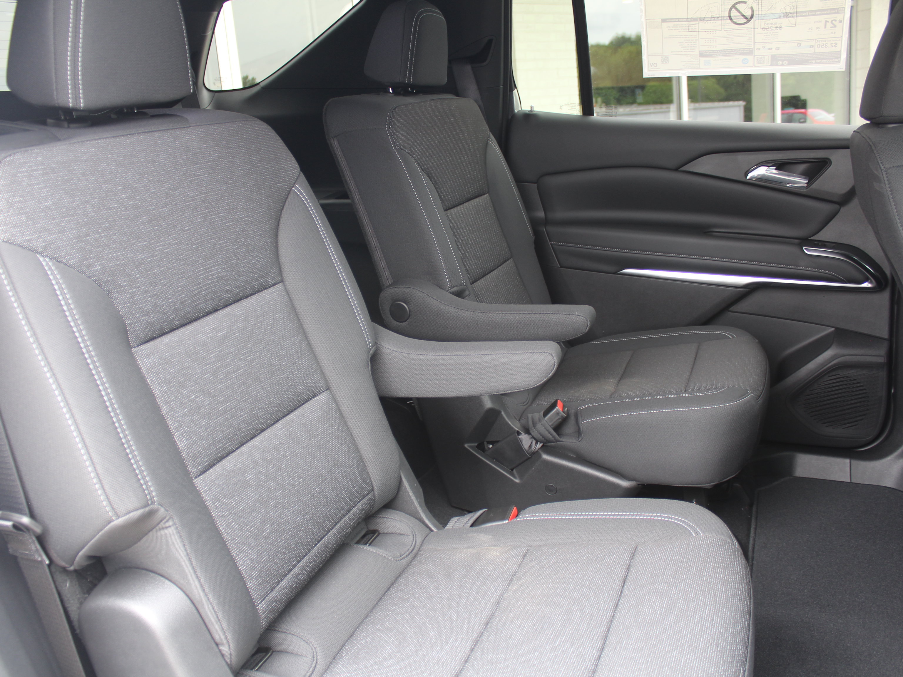 New 2026 Chevrolet Traverse LT w/ Driver Confidence Package AWD/4WD image 15