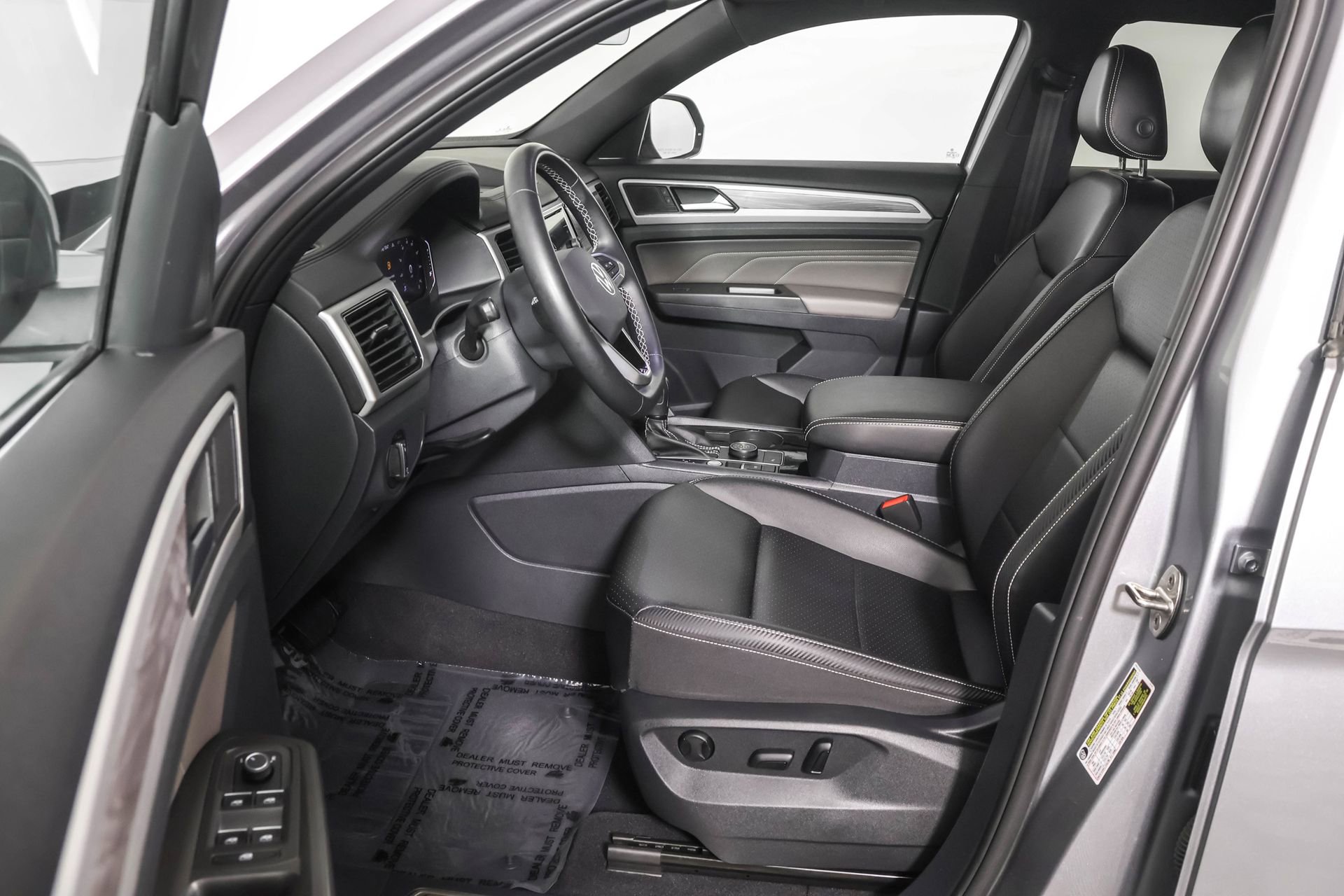Used 2022 Volkswagen Atlas Cross Sport SE AWD/4WD image 6