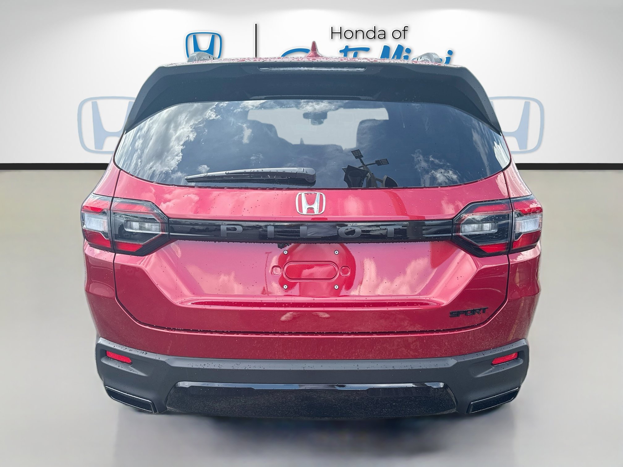New 2026 Honda Pilot Sport image 6