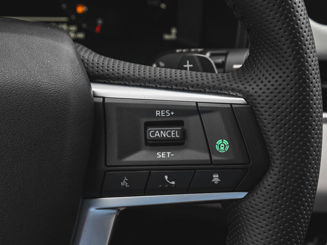 New 2025 Mitsubishi Outlander SE image 21