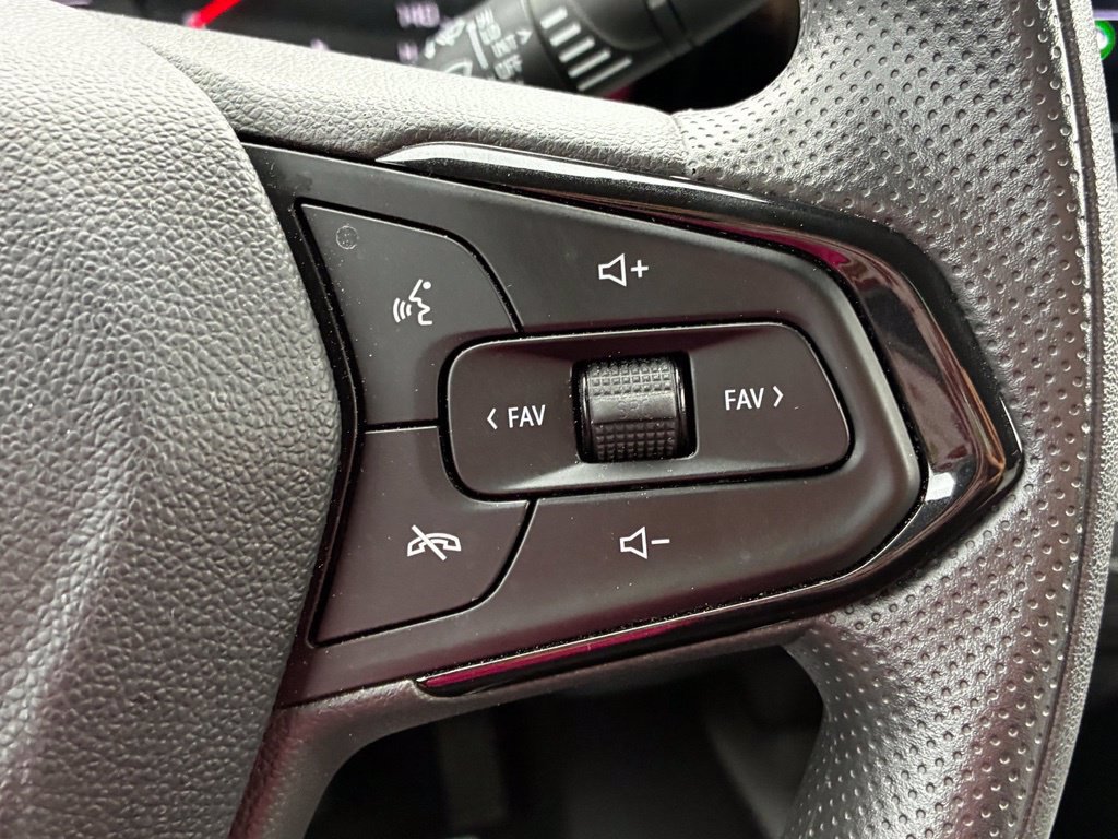 Used 2024 Chevrolet Trax LS w/ Driver Confidence Package FWD image 6