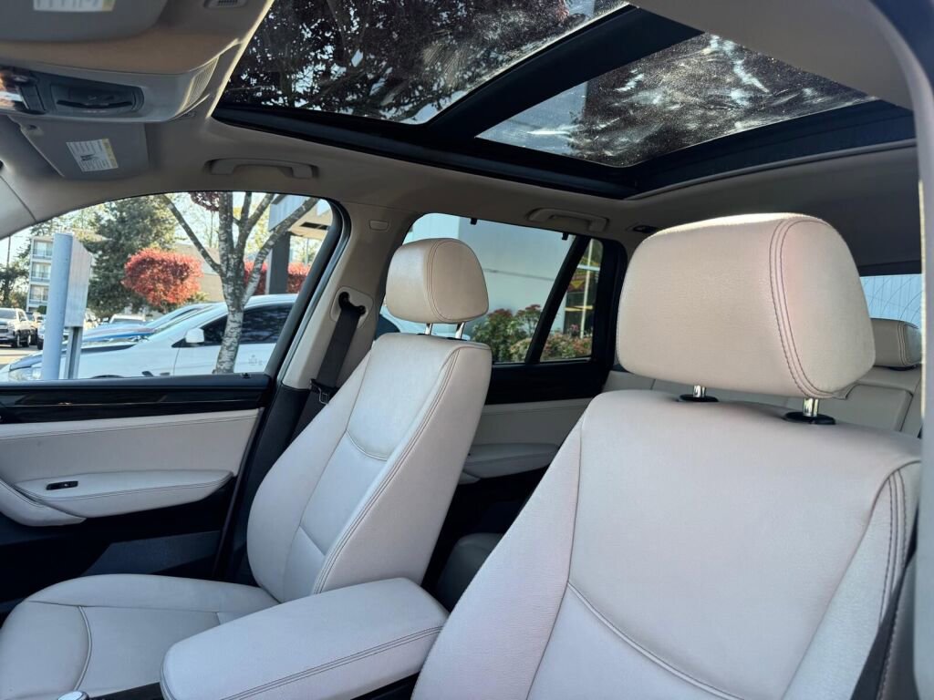 Used 2013 BMW X3 xDrive28i AWD/4WD image 9