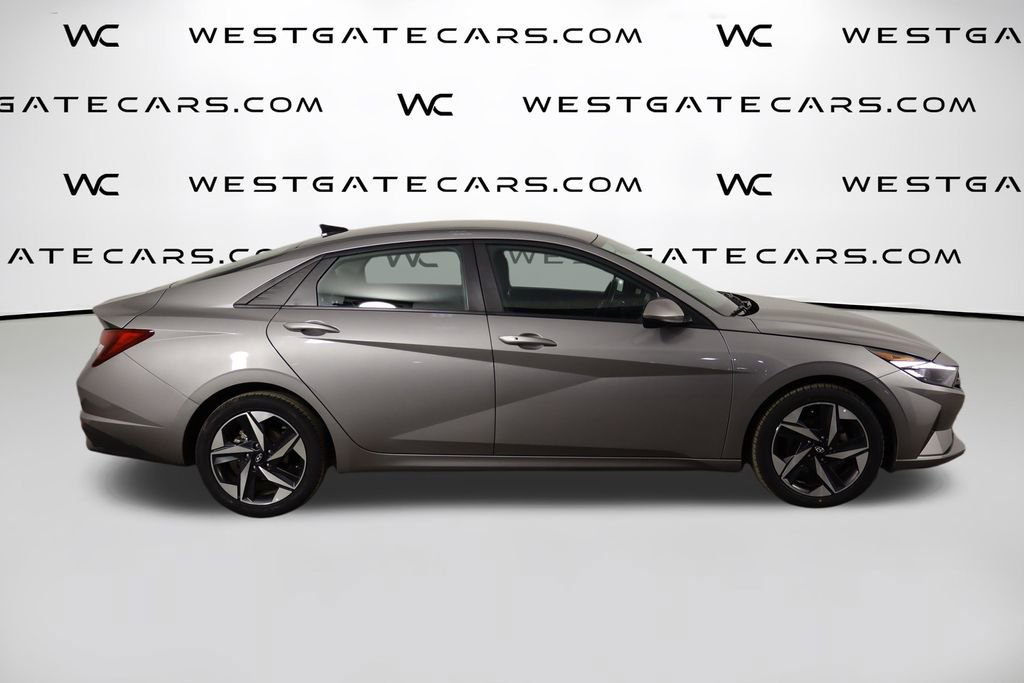 Used 2023 Hyundai Elantra SEL w/ Convenience Package FWD image 46