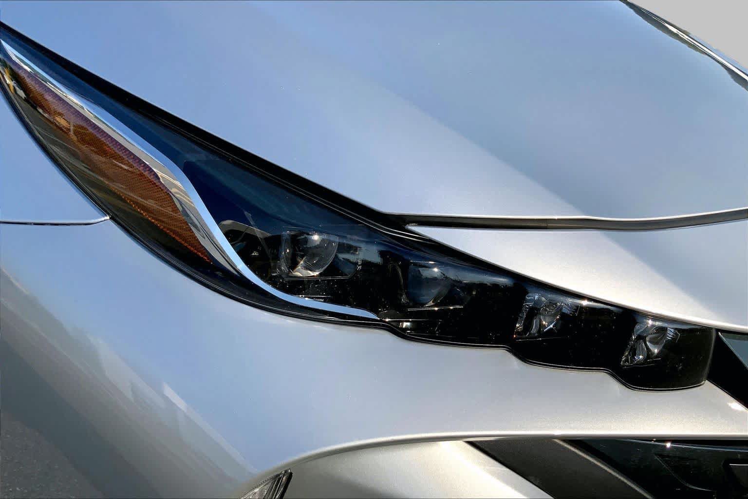 Used 2017 Toyota Prius Prime Advanced FWD image 28