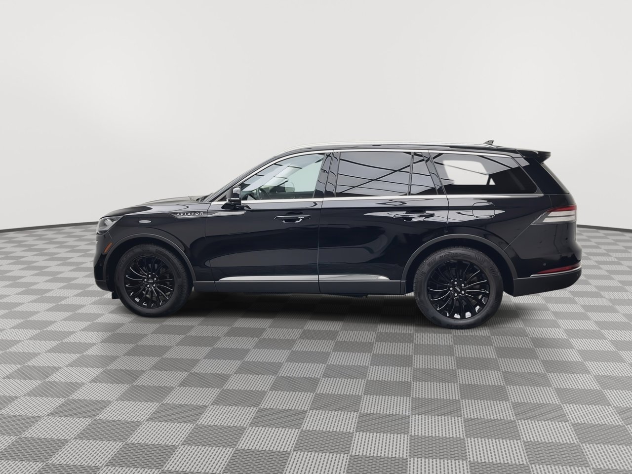 Used 2024 Lincoln Aviator Reserve AWD/4WD image 40