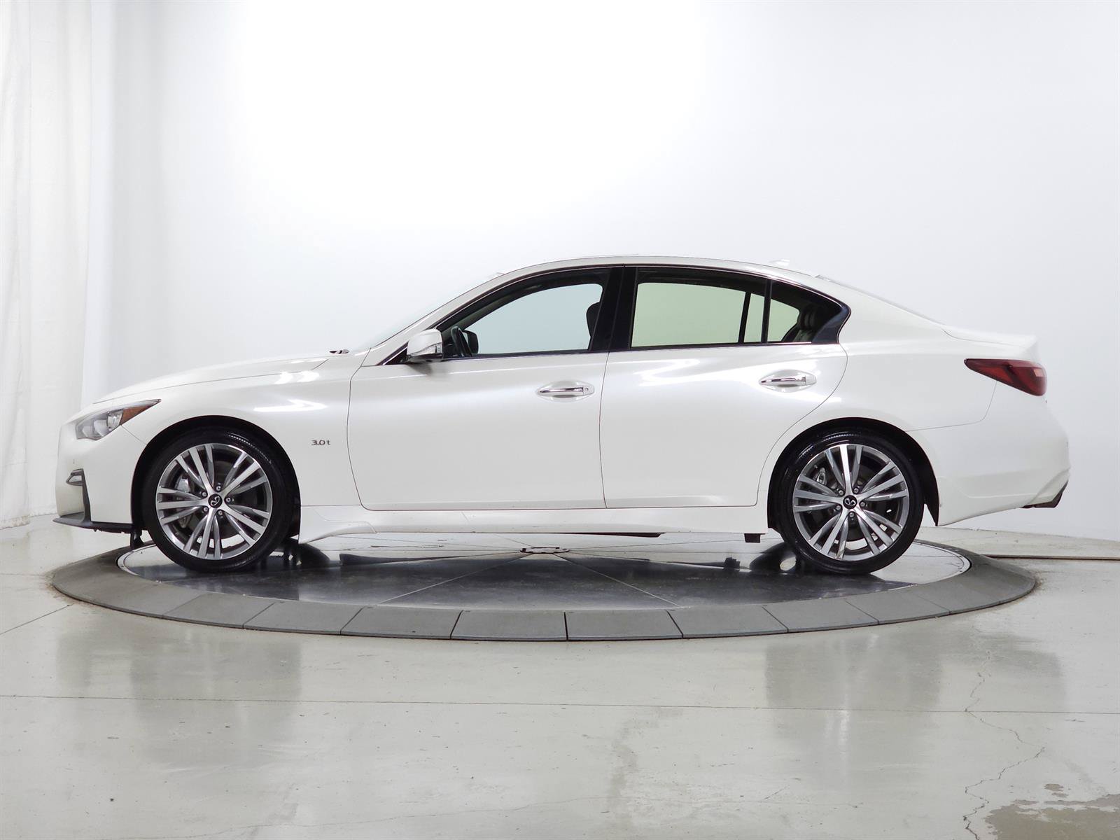 Used 2019 INFINITI Q50 Sport w/ Cargo Package (L96) AWD/4WD image 4