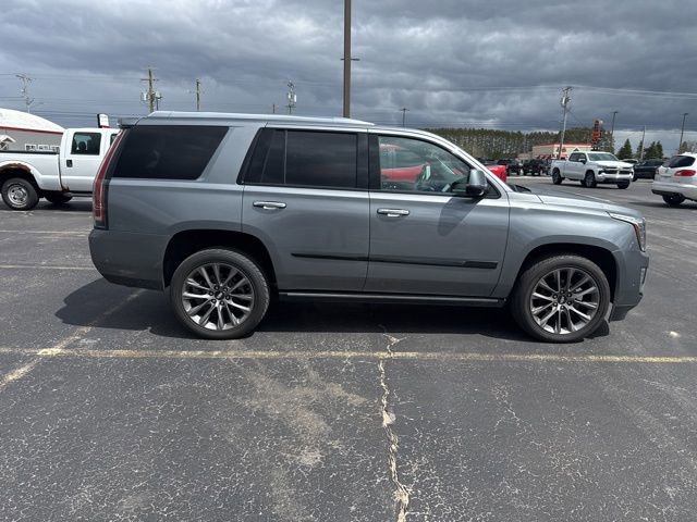 Used 2020 Cadillac Escalade Premium Luxury w/ Escalade Sport Edition AWD/4WD image 2