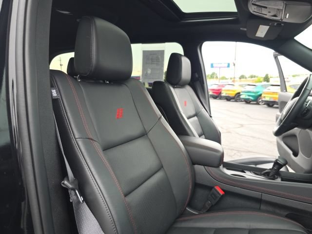 Used 2025 Dodge Durango GT AWD/4WD image 43