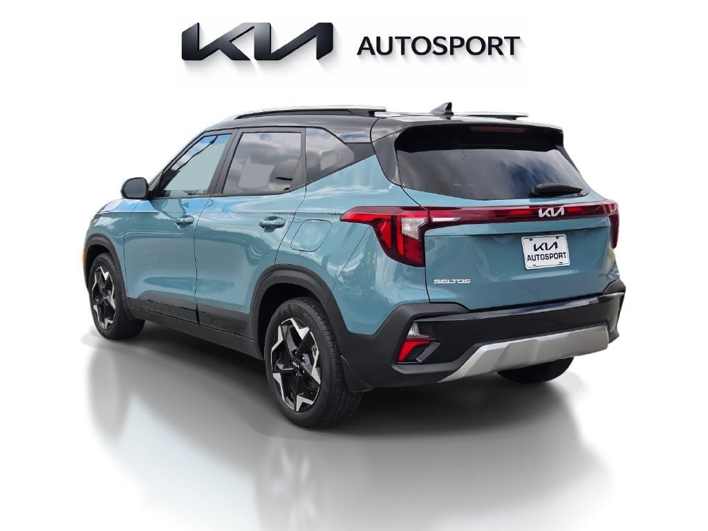 Certified 2025 Kia Seltos S FWD image 10