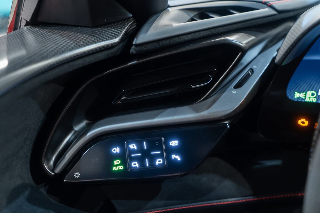 Certified 2023 Ferrari SF90 Stradale AWD/4WD image 31