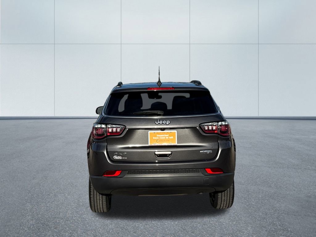 Certified 2022 Jeep Compass Latitude image 5