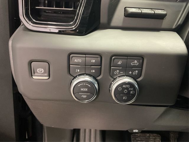 Used 2024 GMC Sierra 1500 AT4X image 18