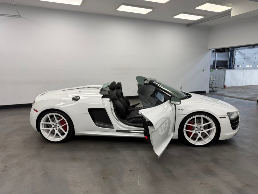 Used 2011 Audi R8 V10 AWD/4WD image 44