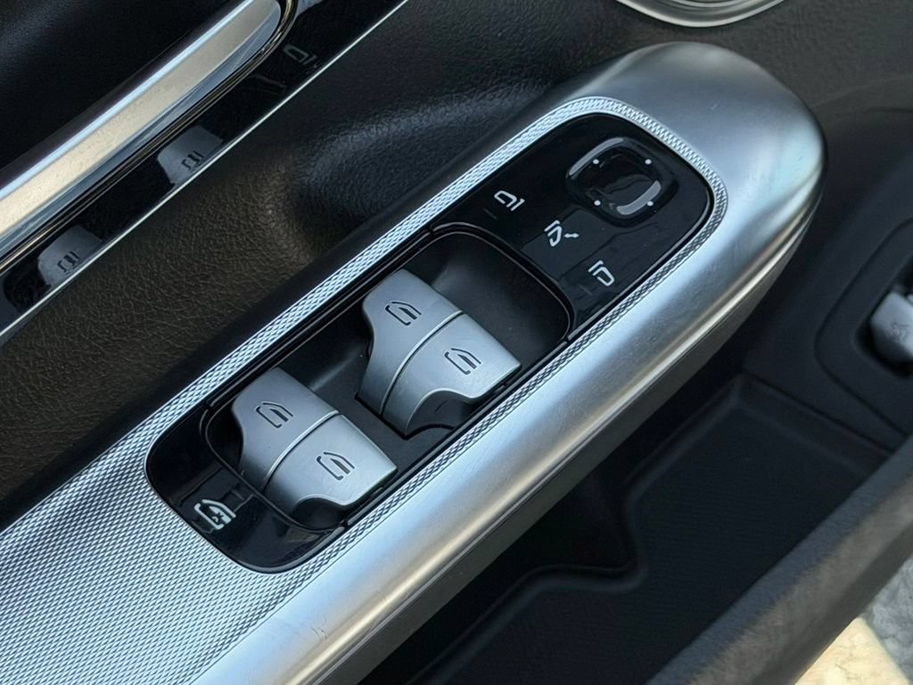Certified 2023 Mercedes-Benz EQE 500 4MATIC Sedan image 17