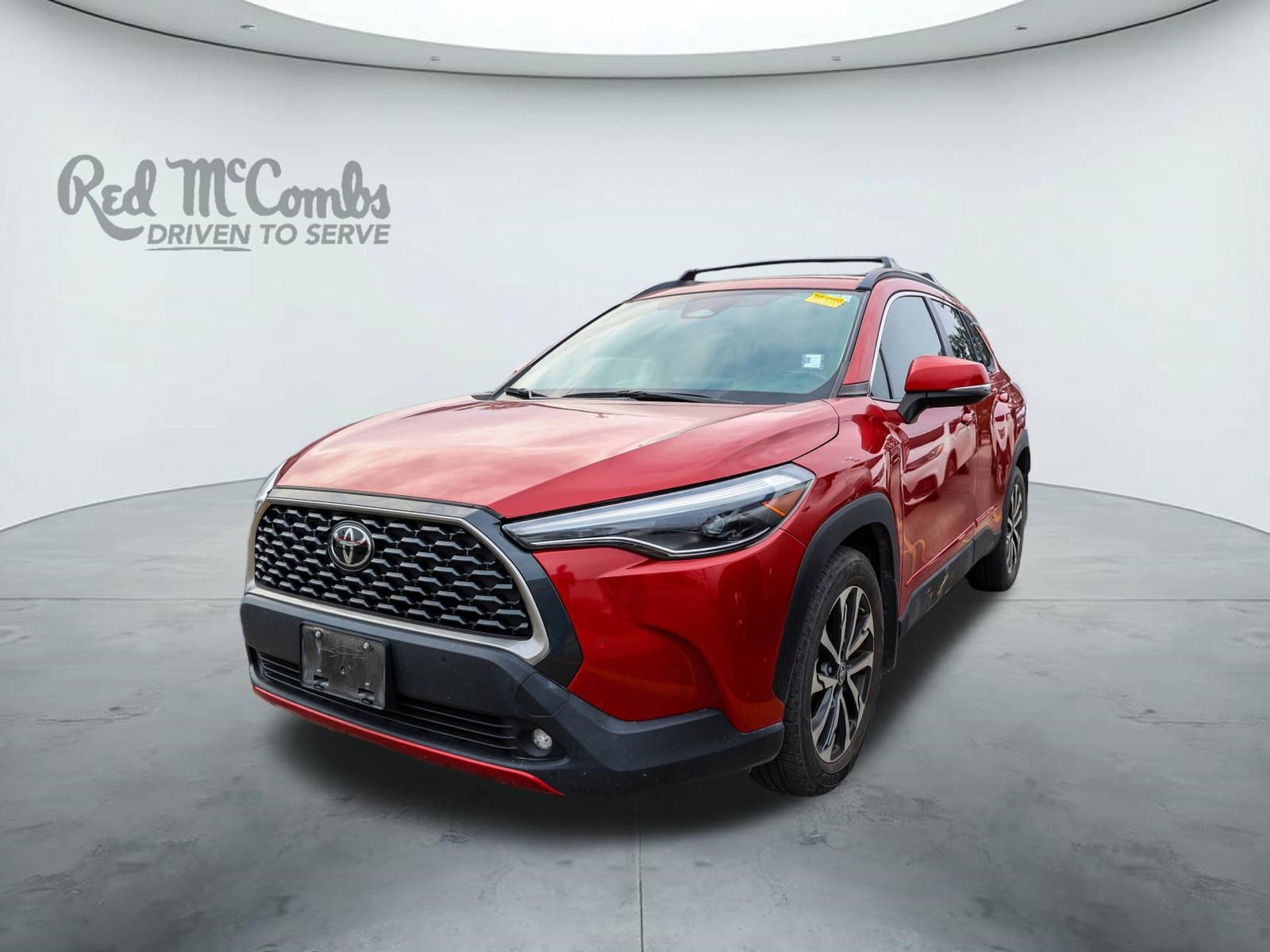 Used 2023 Toyota Corolla Cross XLE w/ Convenience Package FWD video 1