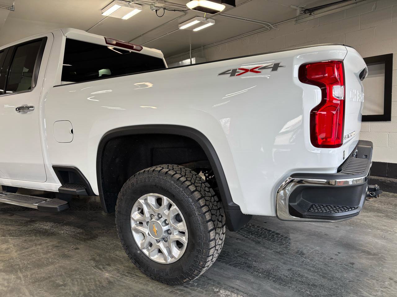 Used 2022 Chevrolet Silverado 2500 LTZ w/ Safety Package image 10