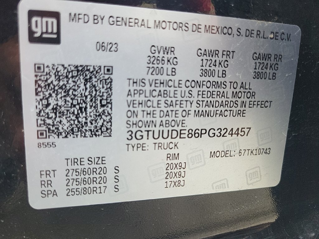 Used 2023 GMC Sierra 1500 SLT AWD/4WD image 24