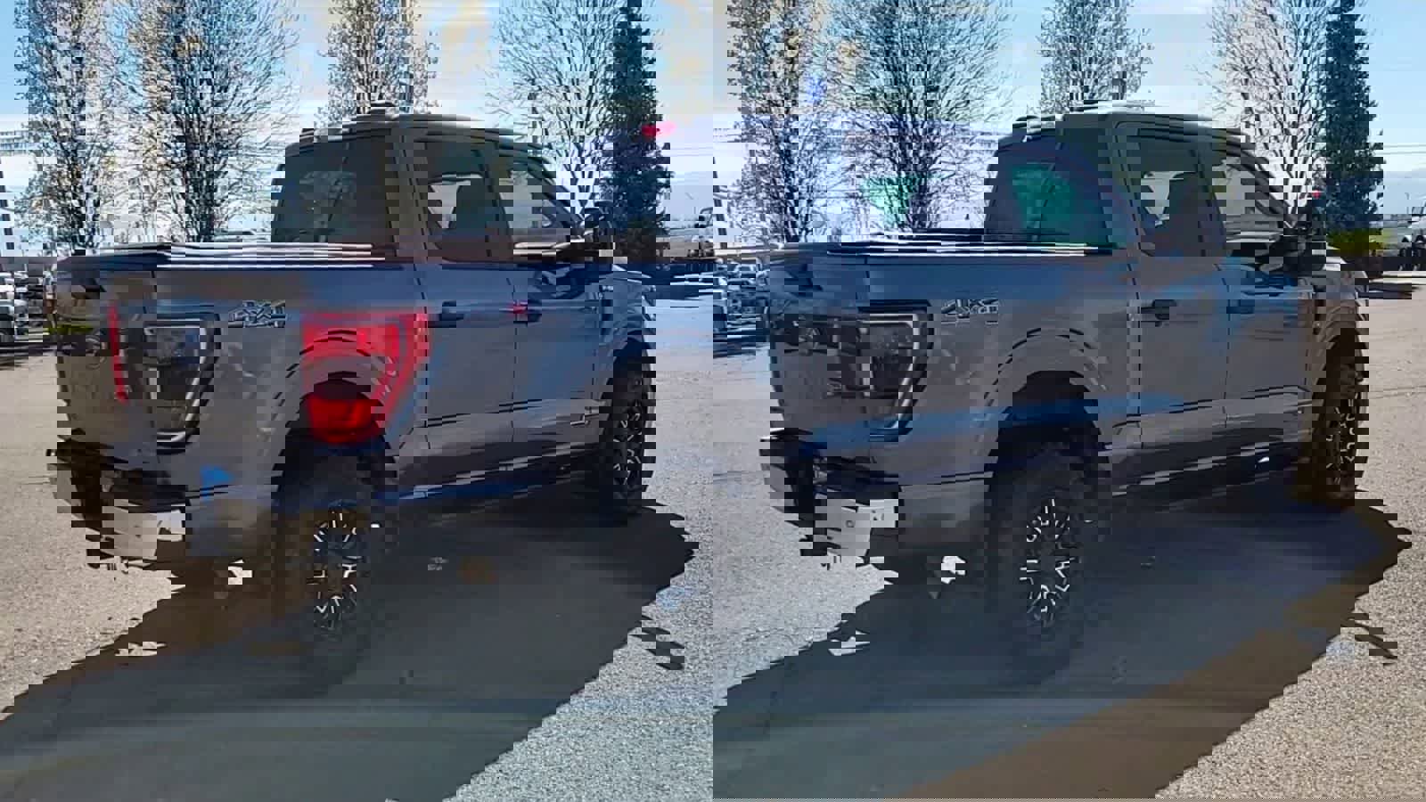 Used 2023 Ford F150 XL w/ Trailer Tow Package image 8