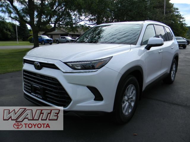 New 2026 Toyota Grand Highlander XLE FWD image 5