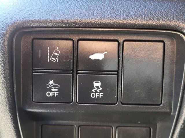 Used 2018 Honda CR-V Touring image 9