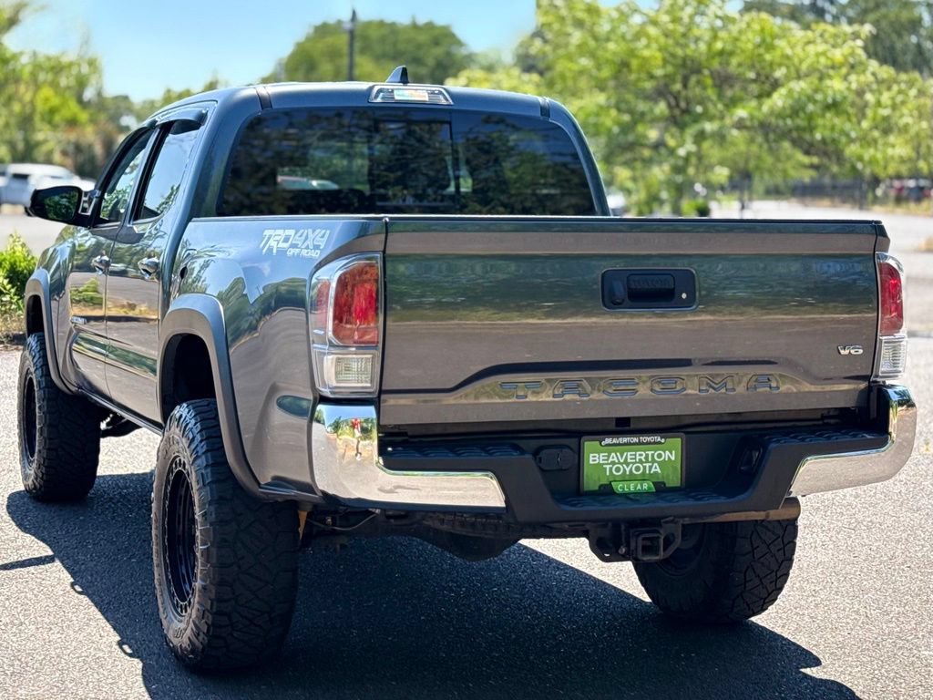 Used 2022 Toyota Tacoma TRD Off-Road AWD/4WD image 3
