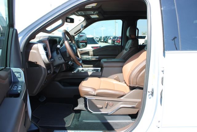 New 2026 Ford F350 King Ranch w/ Chrome Package AWD/4WD image 7