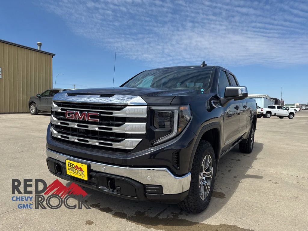 New 2025 GMC Sierra 1500 SLE