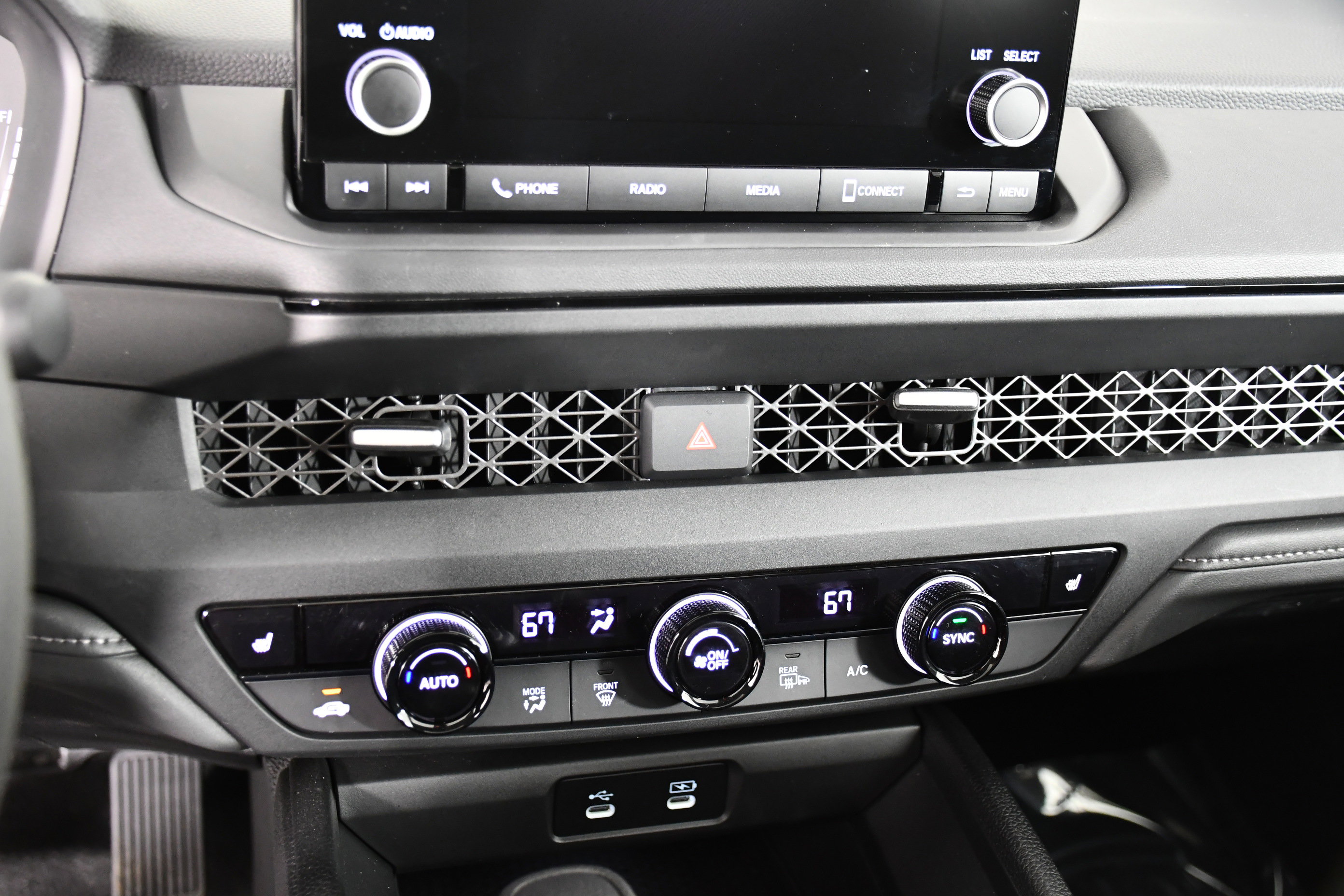 Certified 2025 Honda Accord SE image 21