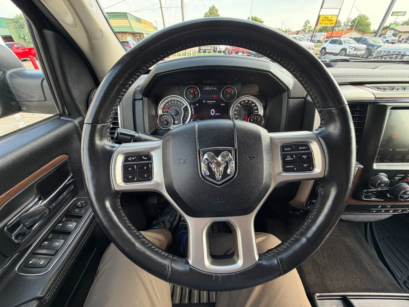 Used 2016 RAM 1500 Laramie w/ Convenience Group image 11