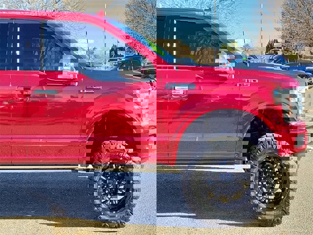 Used 2019 Ford F150 Platinum w/ Equipment Group 701A Luxury image 2