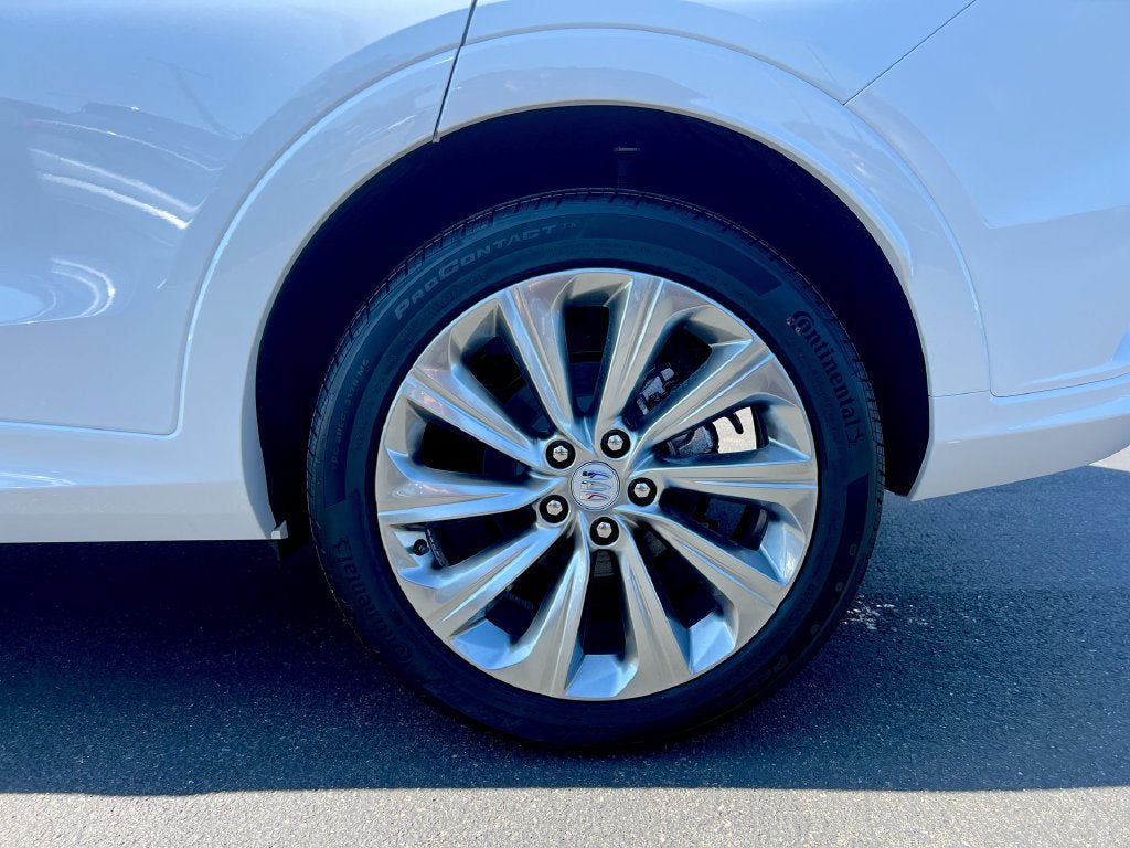 New 2026 Buick Envista Sport Touring FWD image 27