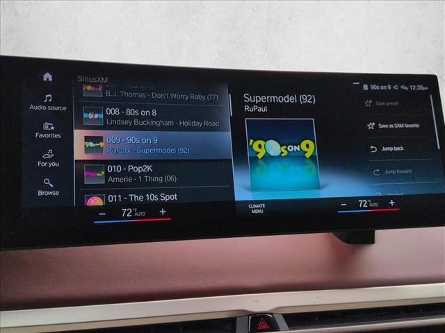 Used 2023 BMW iX xDrive50 w/ Premium Package image 15