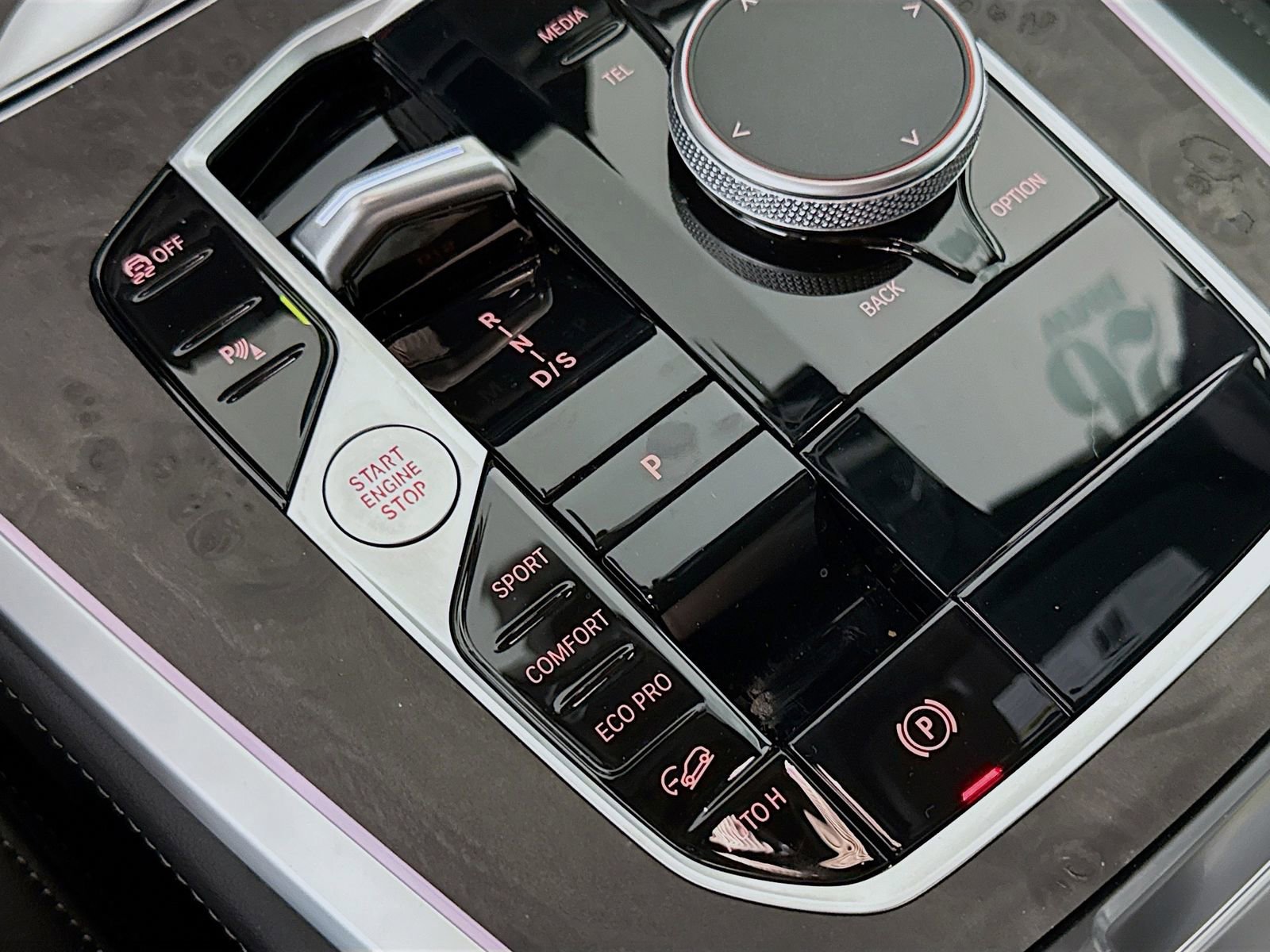 Used 2026 BMW X5 xDrive40i w/ Premium Package image 17