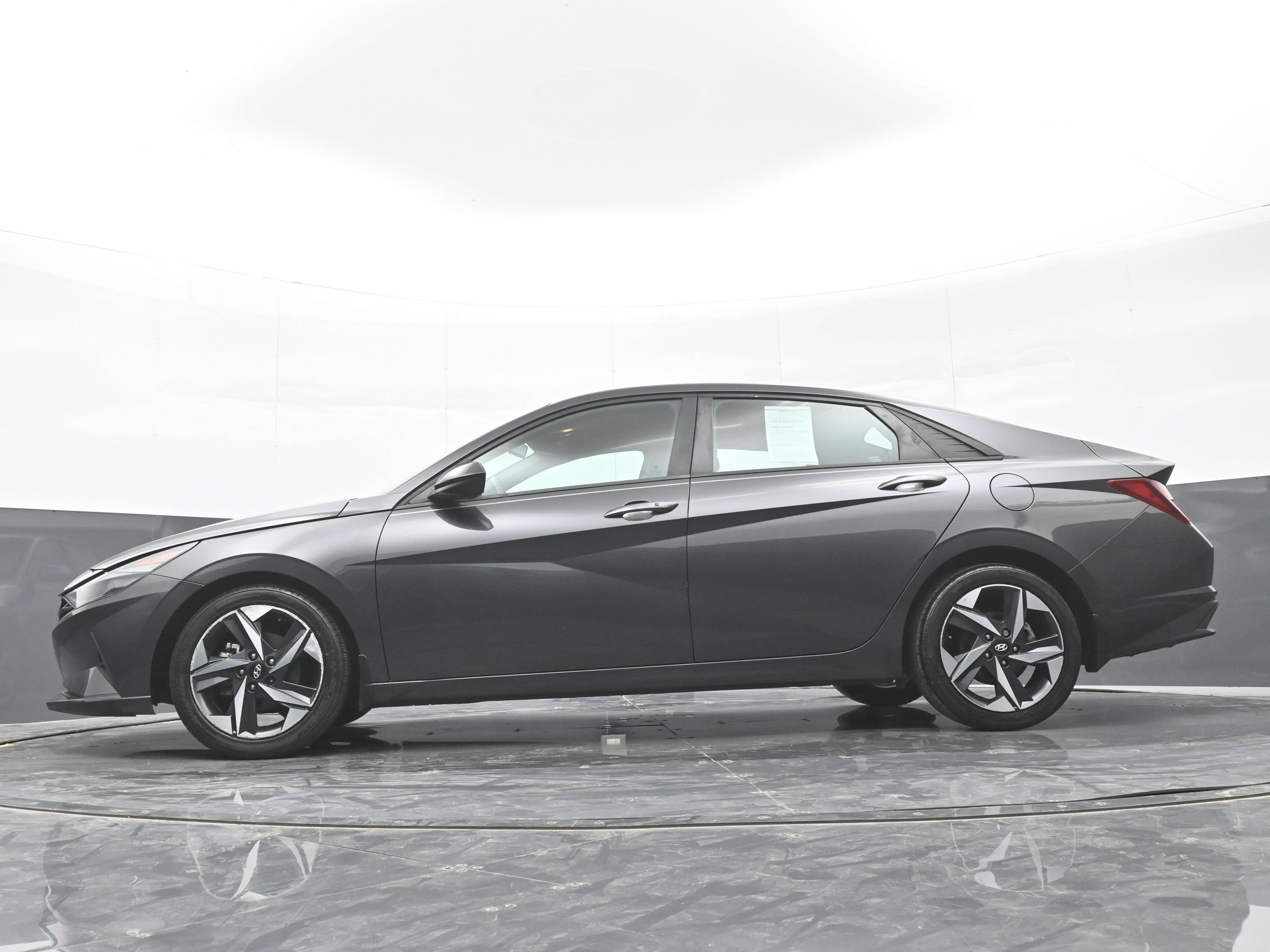 Used 2023 Hyundai Elantra SEL w/ Convenience Package FWD image 44