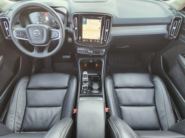 Used 2022 Volvo XC40 T5 Inscription AWD/4WD image 24