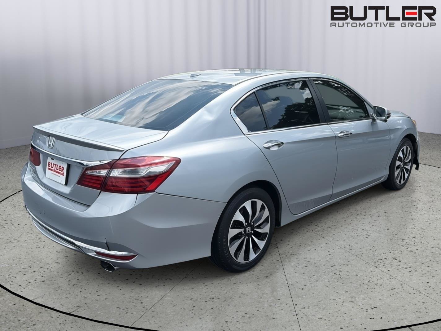 Used 2016 Honda Accord EX image 6