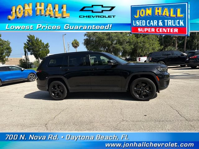 Used 2023 Jeep Grand Cherokee L Laredo AWD/4WD image 13