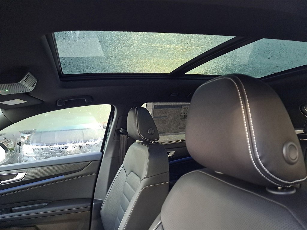 New 2026 Volkswagen Atlas Cross Sport SEL R-Line image 8