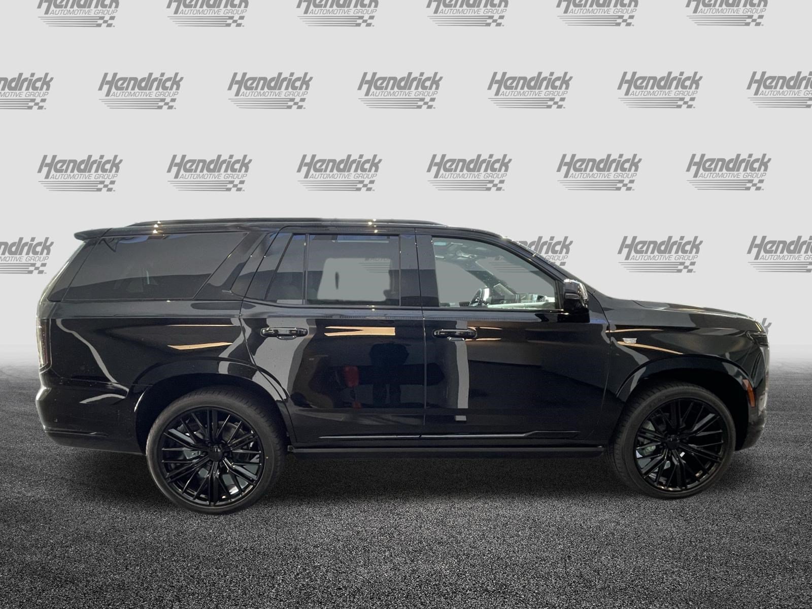 Used 2026 Cadillac Escalade Platinum Sport w/ LPO, ONYX Package AWD/4WD image 11